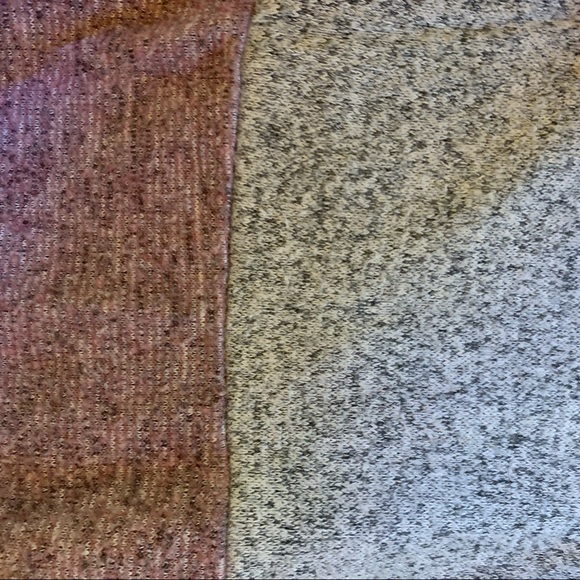 Knot front tee - Picture 5 of 6